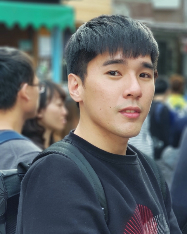 雨中孤独的第一张照片--郑州认干亲服务网