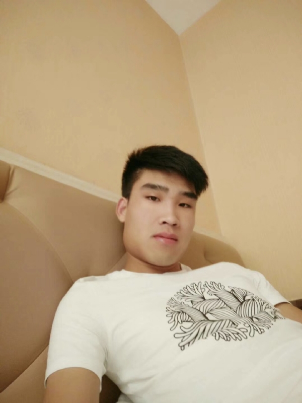 谁不曾孤单上路的第一张照片--郑州认干亲服务网