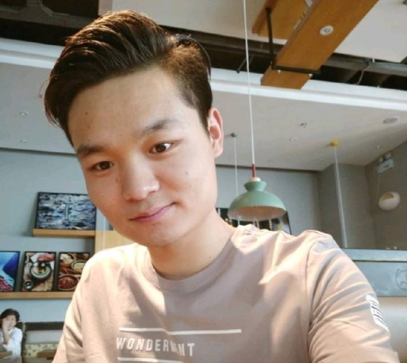 裴海洋的第一张照片--郑州认干亲服务网